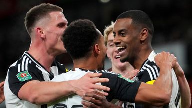 湖人取得胜 湖人取得胜